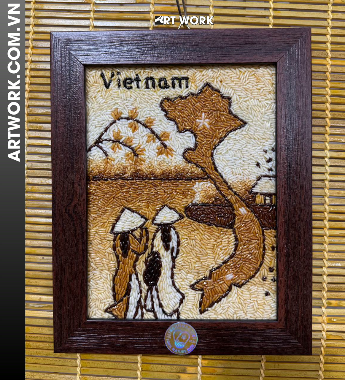 The map of Vietnam and 2 girls wearing Vietnamese ao dai rice painting